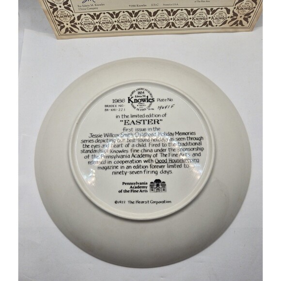 Knowles 1986 Collector Plate "Easter" by Jessie Willcox Smith - Picture 3 of 4